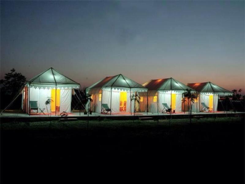 The Royal Safari Camps Hotel Bajāna Екстериор снимка